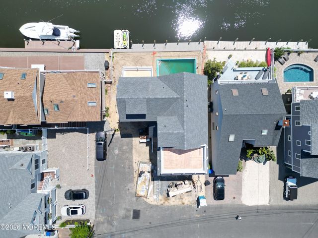 528 Lake Court, Normandy Beach, NJ 08739