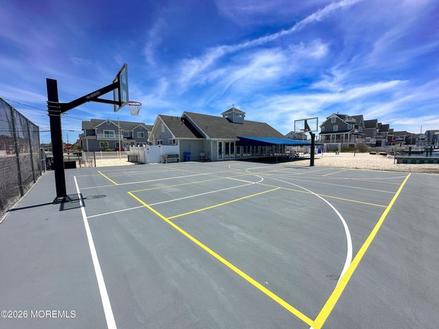 528 Lake Court, Normandy Beach, NJ 08739