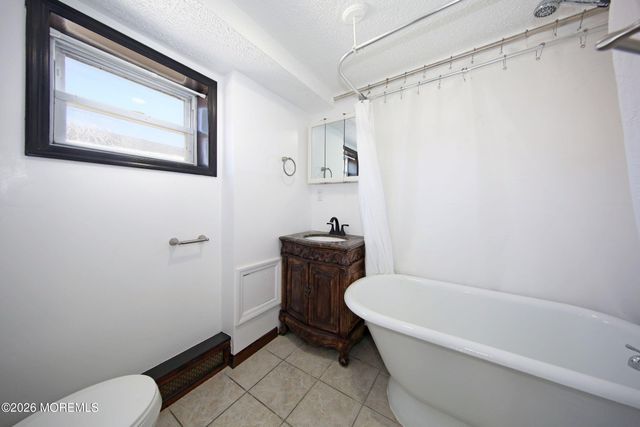 60 Matthews Street 1st floor, Highlands, NJ 07732