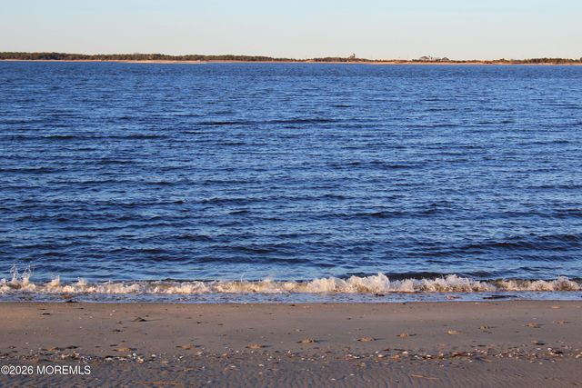 60 Matthews Street 1st floor, Highlands, NJ 07732