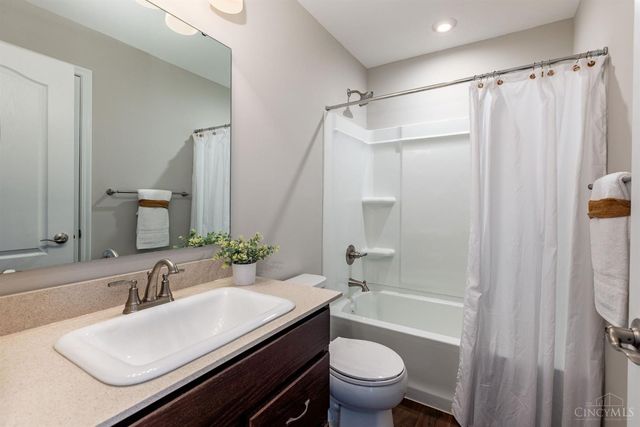 3779 Sturbridge Way, Pierce Twp, OH 45245