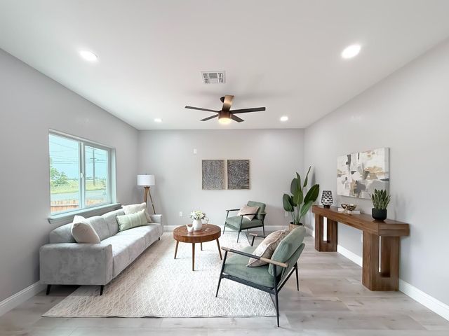 1519 9th Ave, Olivehurst, CA 95961