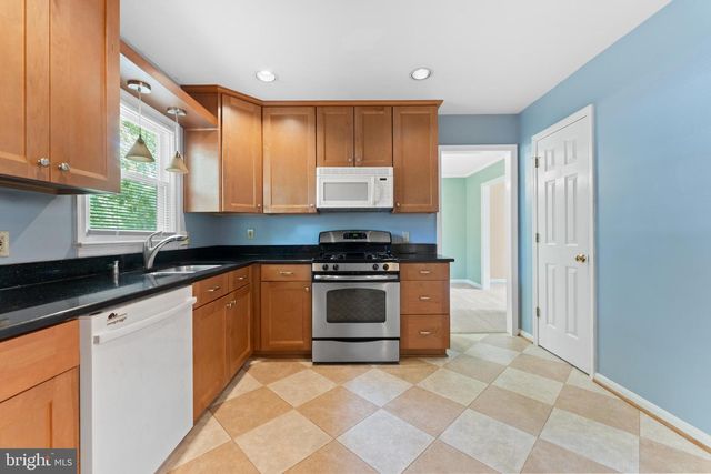 5812 GLEN EAGLES DR, Fredericksburg, VA 22407