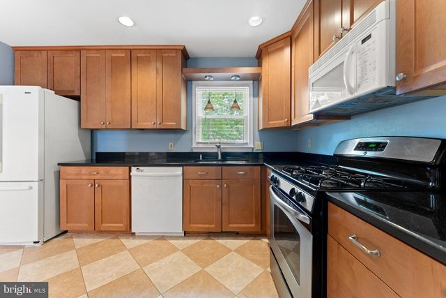 5812 GLEN EAGLES DR, Fredericksburg, VA 22407