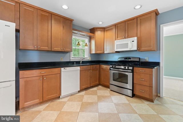 5812 GLEN EAGLES DR, Fredericksburg, VA 22407