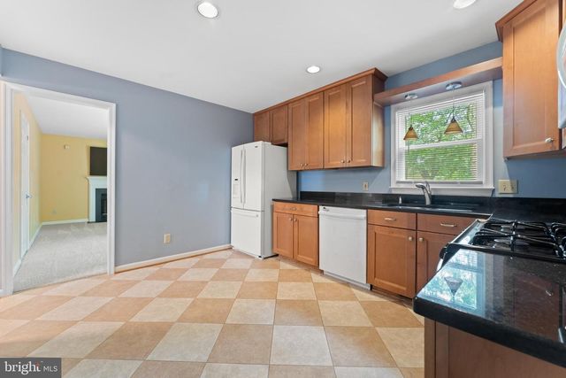 5812 GLEN EAGLES DR, Fredericksburg, VA 22407