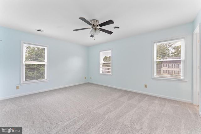 5812 GLEN EAGLES DR, Fredericksburg, VA 22407