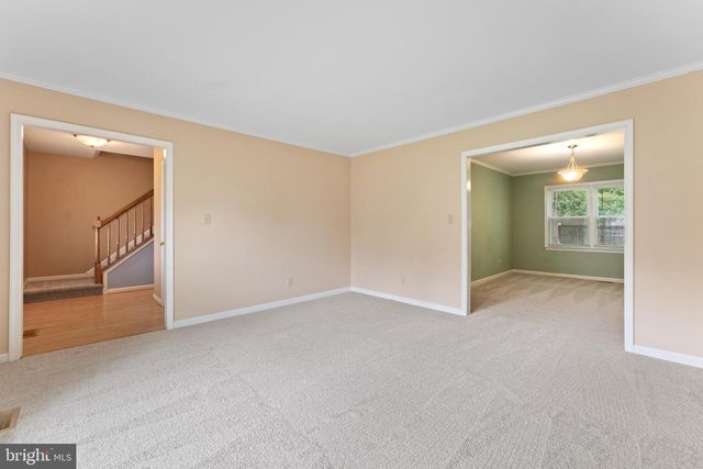 5812 GLEN EAGLES DR, Fredericksburg, VA 22407