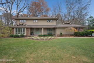 25772 Brittany Road, Perrysburg, OH 43551