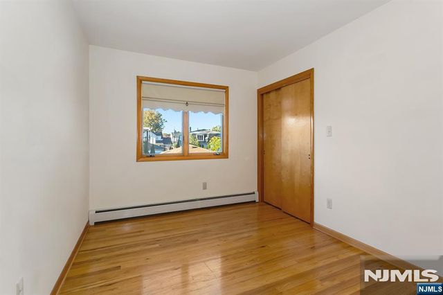 55 Grant Street, Elmwood Park, NJ 07407