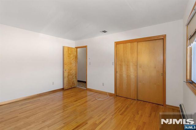 55 Grant Street, Elmwood Park, NJ 07407