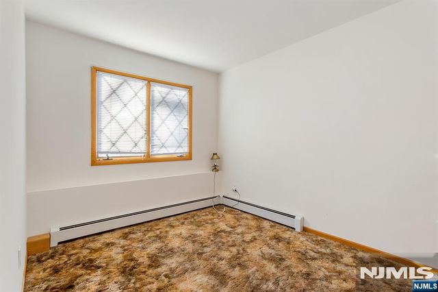 55 Grant Street, Elmwood Park, NJ 07407