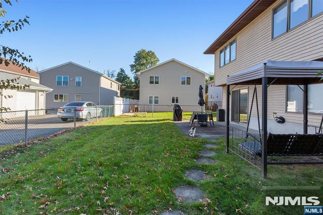 55 Grant Street, Elmwood Park, NJ 07407