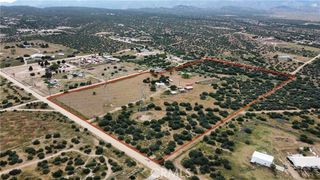 8288 White, Phelan, CA 92371