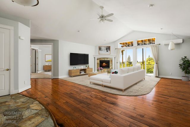 10360 Oak Canyon Dr, Penn Valley, CA 95946