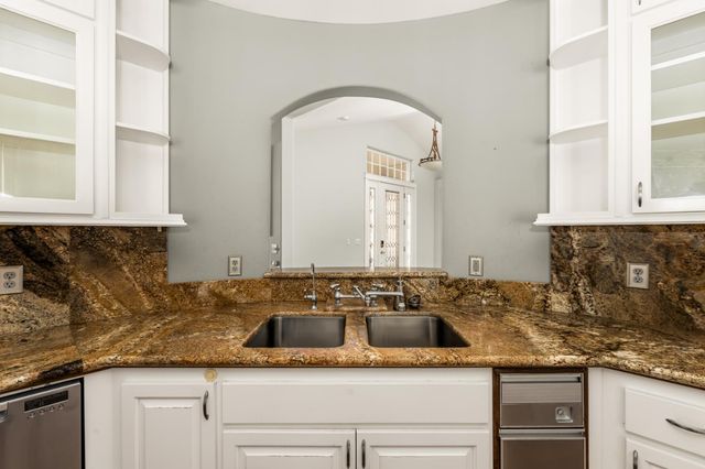 10360 Oak Canyon Dr, Penn Valley, CA 95946