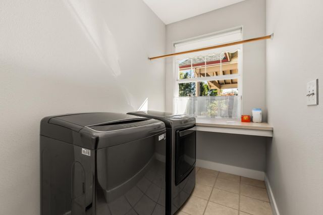 10360 Oak Canyon Dr, Penn Valley, CA 95946