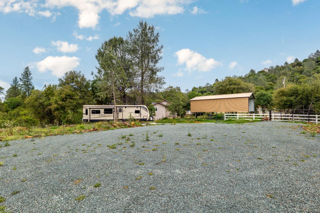 10360 Oak Canyon Dr, Penn Valley, CA 95946