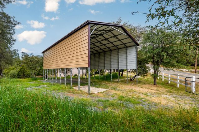 10360 Oak Canyon Dr, Penn Valley, CA 95946