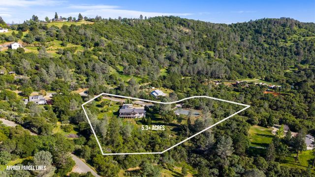 10360 Oak Canyon Dr, Penn Valley, CA 95946