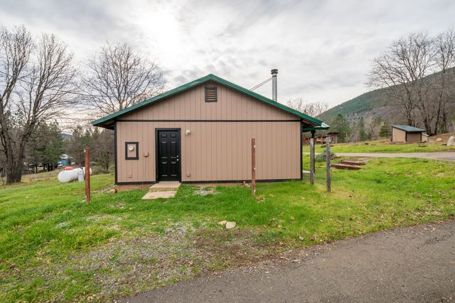 29800 Ranch Road, Montgomery Creek, CA 96065