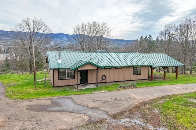 29800 Ranch Road, Montgomery Creek, CA 96065