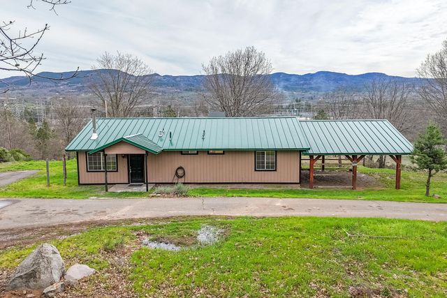 29800 Ranch Road, Montgomery Creek, CA 96065