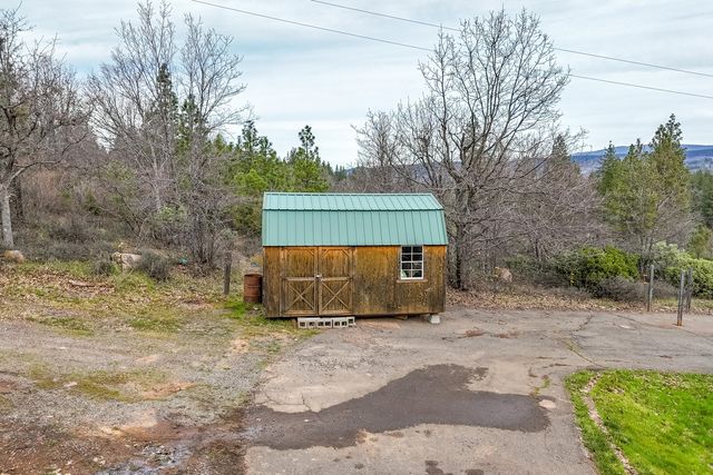 29800 Ranch Road, Montgomery Creek, CA 96065