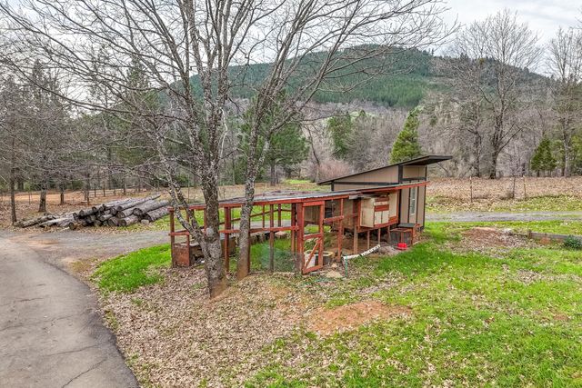 29800 Ranch Road, Montgomery Creek, CA 96065