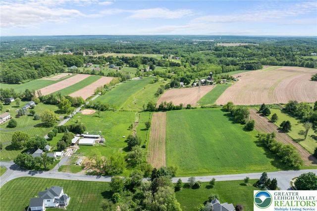 7338 Grant Road, Lower Milford Twp, PA 18036