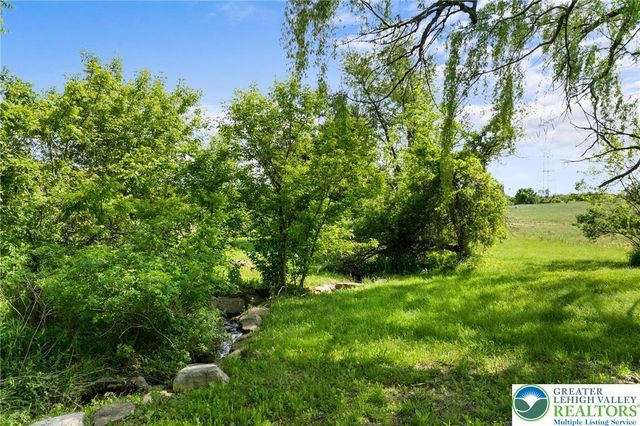 7338 Grant Road, Lower Milford Twp, PA 18036