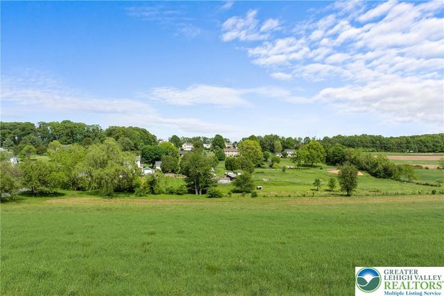 7338 Grant Road, Lower Milford Twp, PA 18036