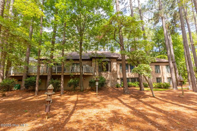 67 Stoneykirk Drive, Pinehurst, NC 28374