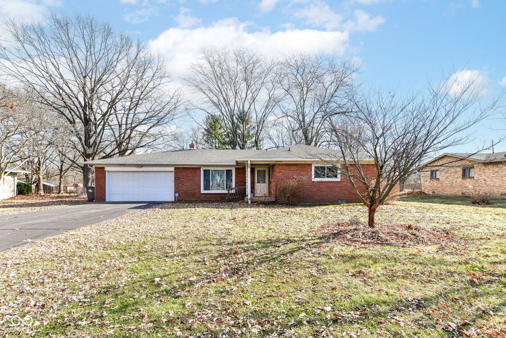 4205 Solun Road, Indianapolis, IN 46221