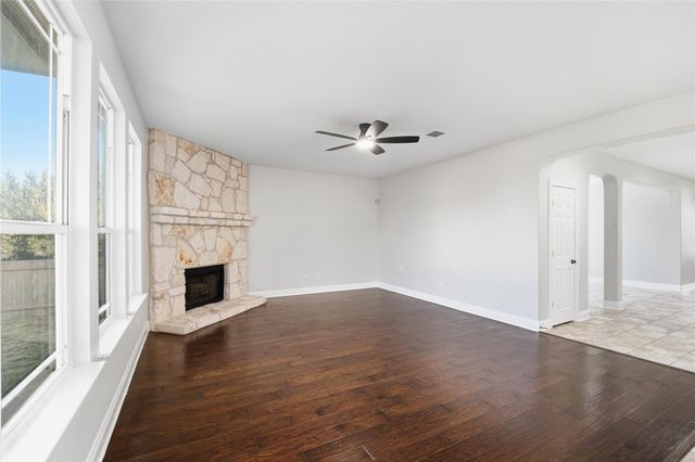 100 Quinton CV, Kyle, TX 78640