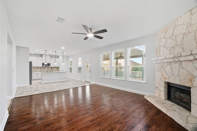 100 Quinton CV, Kyle, TX 78640