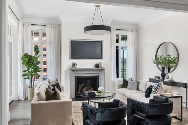 110 Woodmont Blvd N402, Nashville, TN 37205