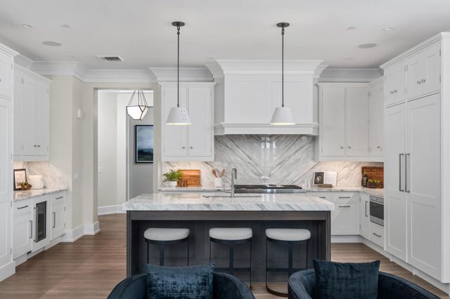 110 Woodmont Blvd N402, Nashville, TN 37205