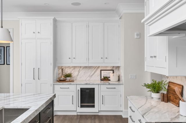 110 Woodmont Blvd N402, Nashville, TN 37205
