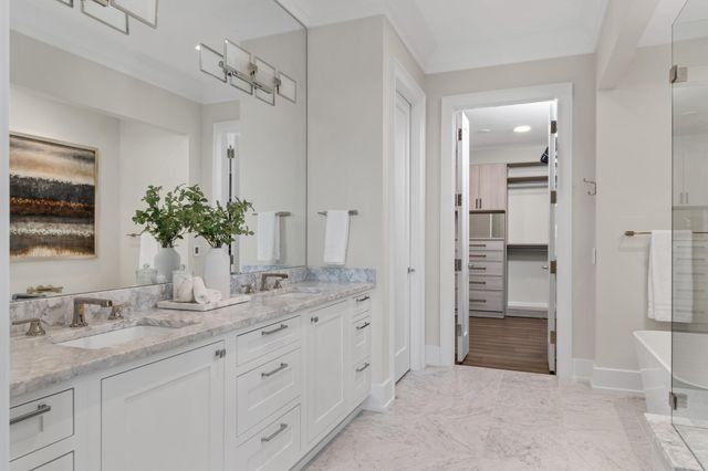 110 Woodmont Blvd N402, Nashville, TN 37205