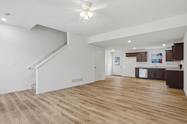 3901 BRAGG CT, Columbia, MO 65202