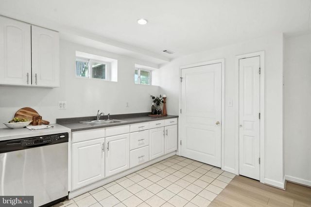 10002 PORTLAND PL, Silver Spring, MD 20901