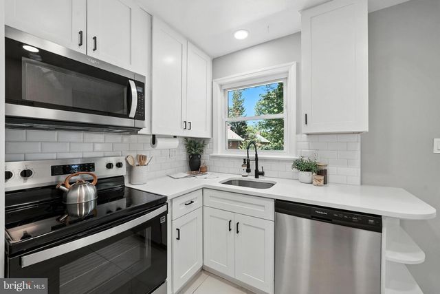 10002 PORTLAND PL, Silver Spring, MD 20901