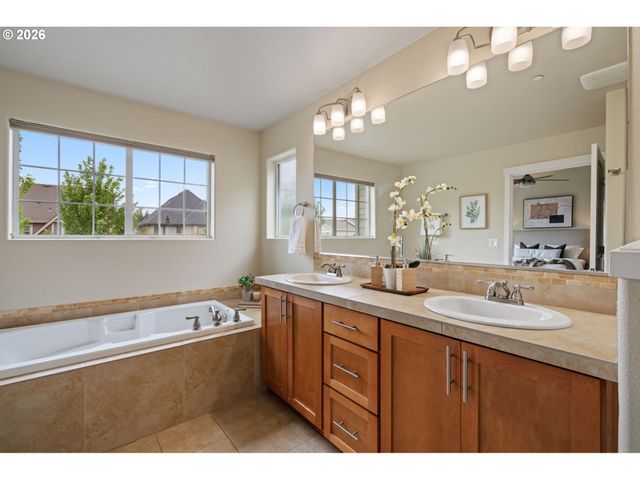 28946 Sw Monte Carlo Ave, Wilsonville, OR 97070