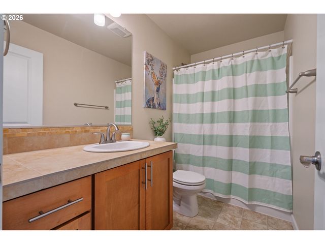 28946 Sw Monte Carlo Ave, Wilsonville, OR 97070