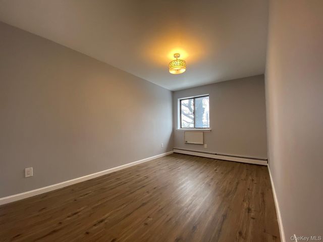 6122 168th Street 2R, Fresh Meadows, NY 11365