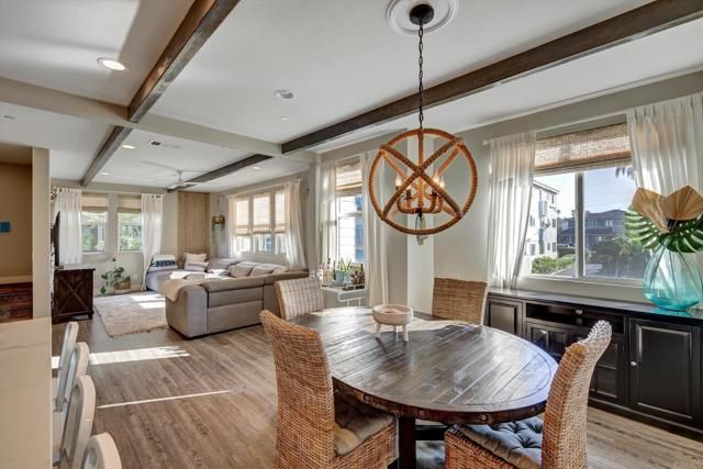 1570 Vista Del Mar Way 4, Oceanside, CA 92054