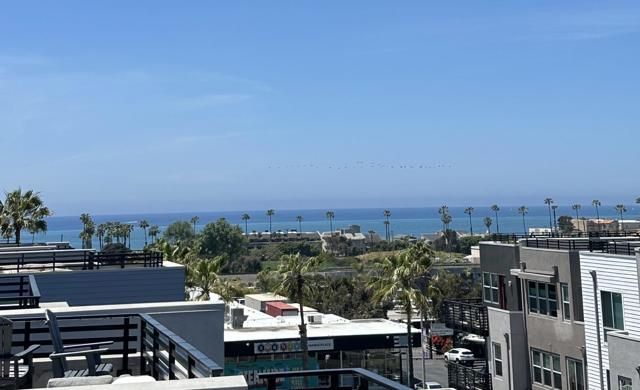 1570 Vista Del Mar Way 4, Oceanside, CA 92054