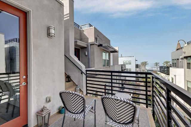 1570 Vista Del Mar Way 4, Oceanside, CA 92054