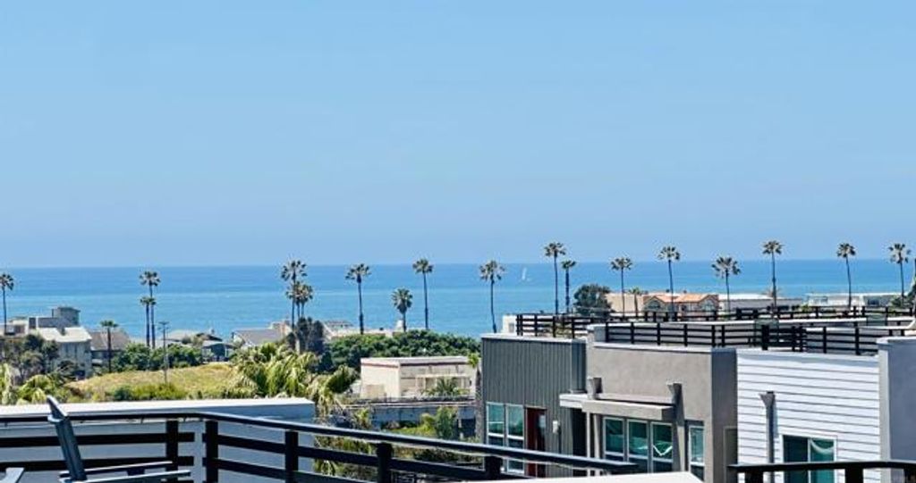 1570 Vista Del Mar Way 4, Oceanside, CA 92054